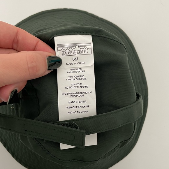 Patagonia Kids bucket hat (size 6 Months) - Picture 3 of 4